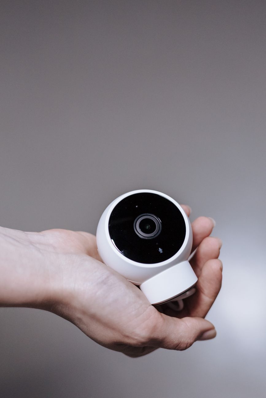 Cámara de seguridad instalada en una vivienda